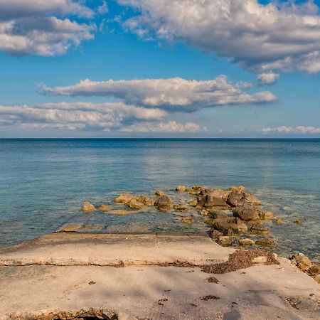 Seafront Spirit Suites Закінф Екстер'єр фото
