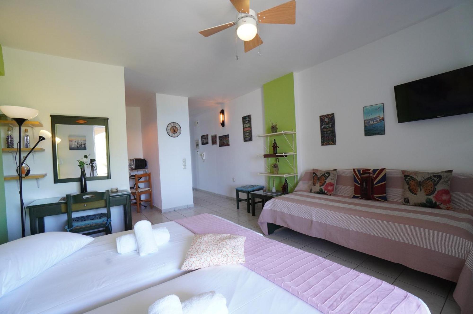 Seafront Spirit Suites Закінф Номер фото