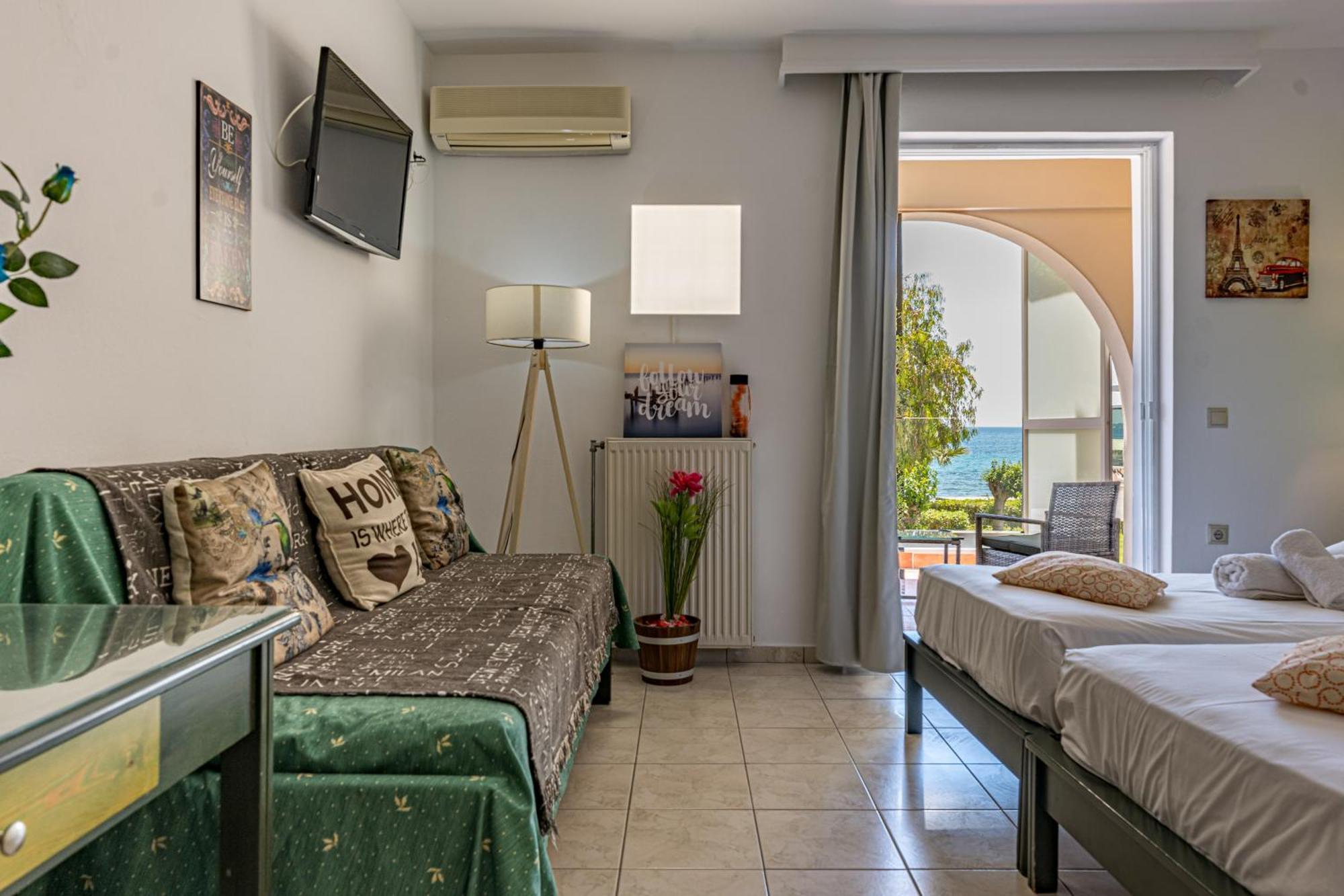 Seafront Spirit Suites Закінф Екстер'єр фото