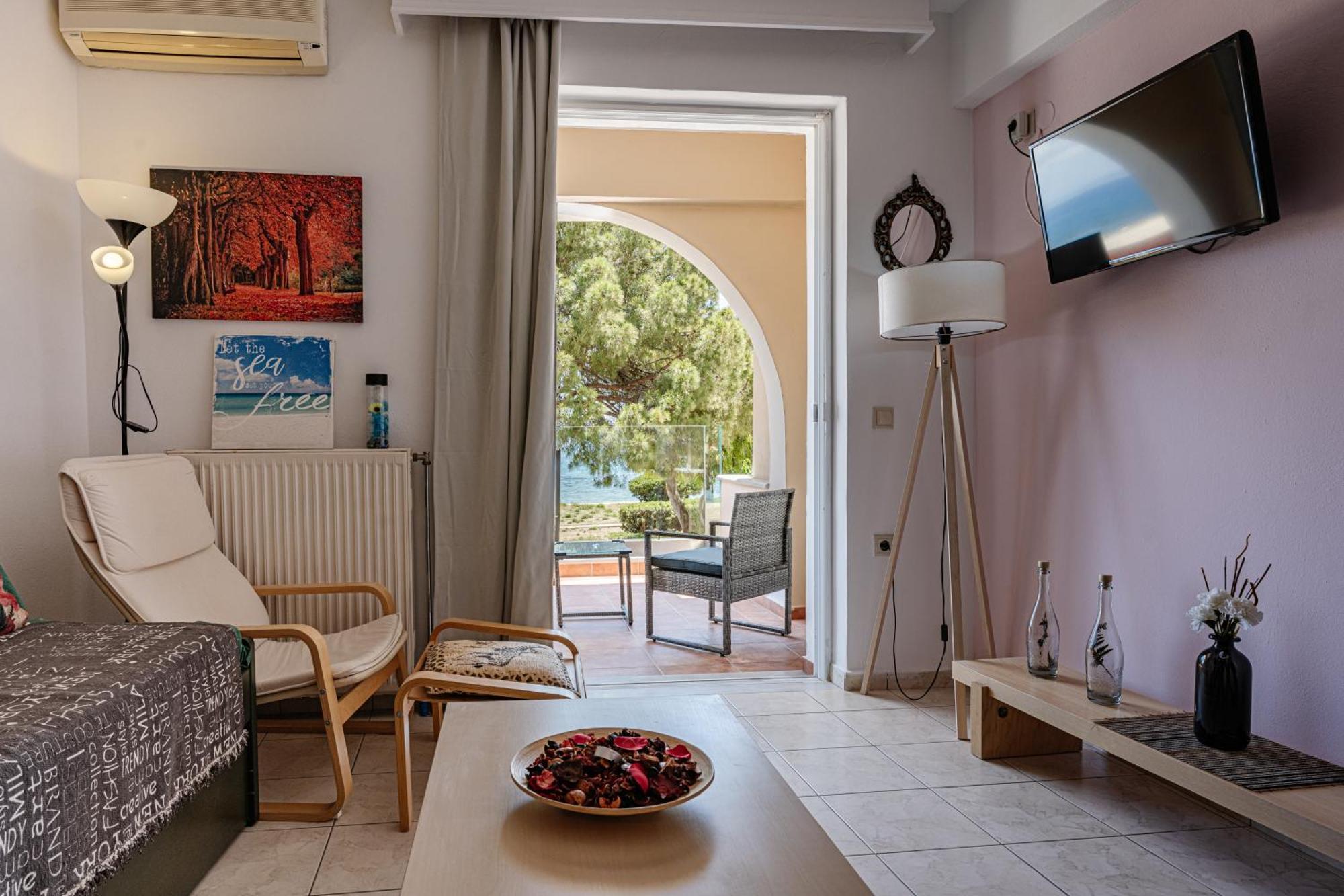Seafront Spirit Suites Закінф Екстер'єр фото